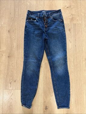 High-Rise Skinny Jeans in Dark Blue